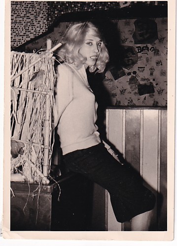 Julia in der Casablanca Bar_1957